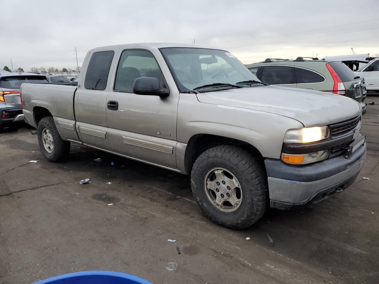 2001 Chevrolet Silverado VIN 1GCEK19T11E134636 Copart auction photo, biohazard/chemical / all over damage thumbnail 4
