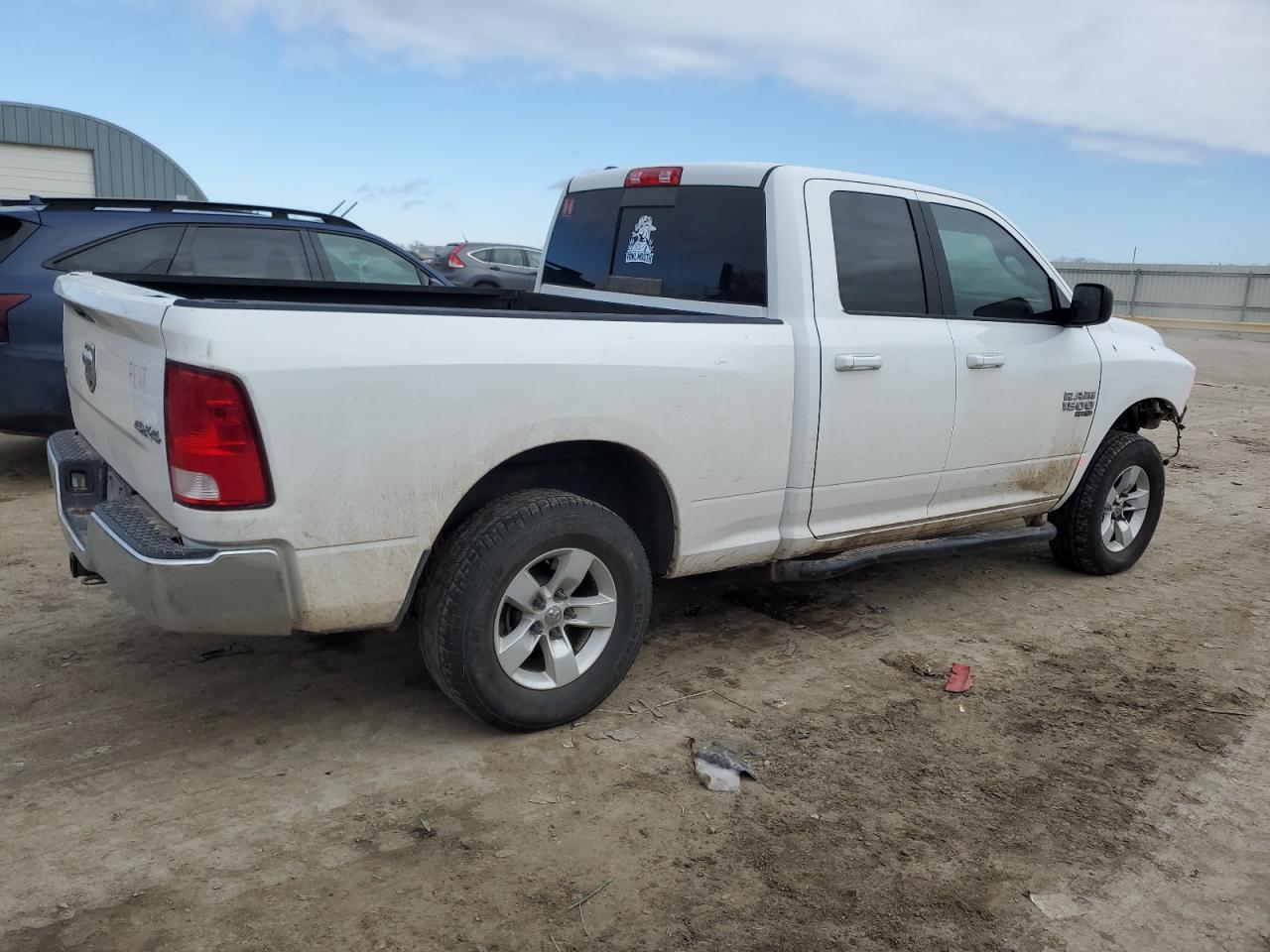 2019 RAM 1500 VIN 1C6RR7GT6KS614121 Copart auction photo, front end / minor dent/scratches damage thumbnail 3