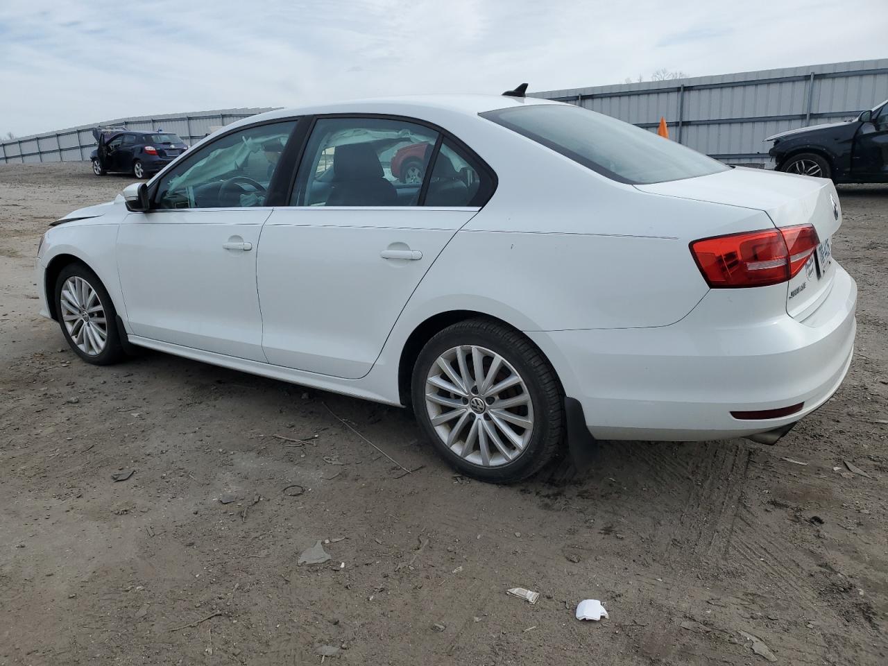 2015 Volkswagen Jetta VIN 3VWD17AJXFM348440 Copart auction photo, front end / minor dent/scratches damage thumbnail 2