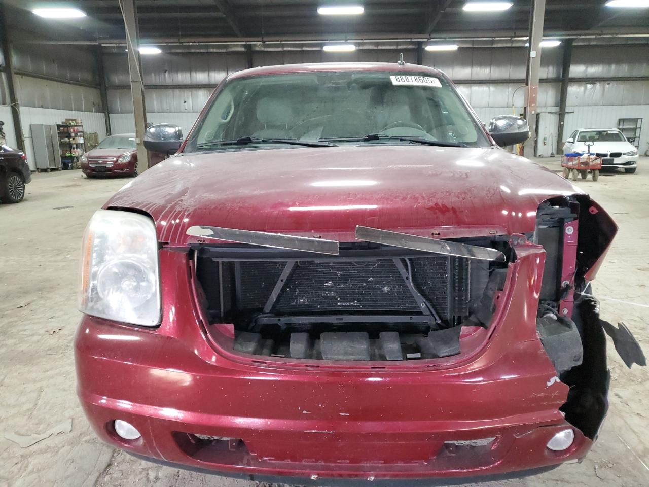 2010 GMC Yukon VIN 1GKUKCE00AR146860 Copart auction photo, front end damage thumbnail 5