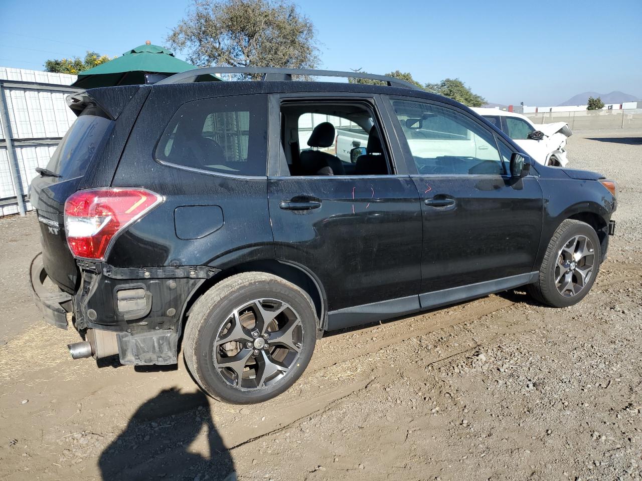 2016 Subaru Forester VIN JF2SJGDC6GH501488 Copart auction photo, front end / rear end damage thumbnail 3