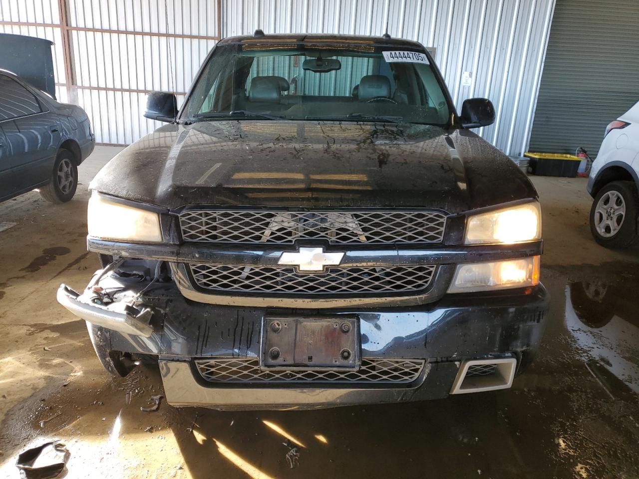 2005 Chevrolet Silverado VIN 2GCEK19N651331052 Copart auction photo, front end damage thumbnail 5