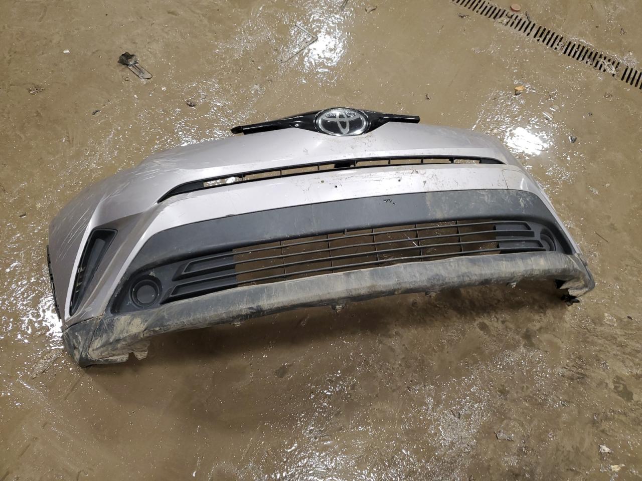 2018 Toyota C-HR VIN JTNKHMBX4J1006880 Copart auction photo, front end / side damage thumbnail 13