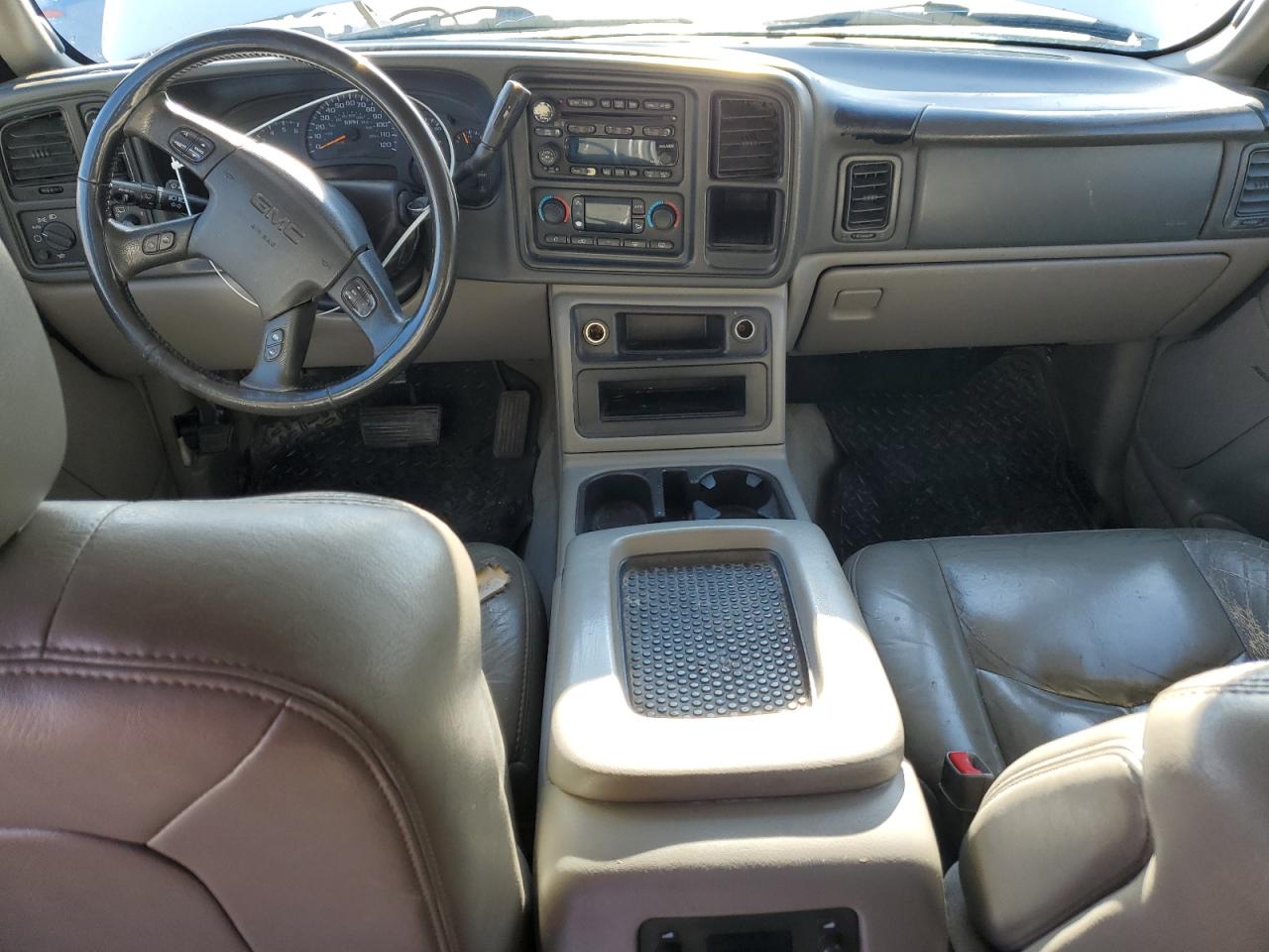 2004 GMC Yukon VIN 1GKFK16Z74J103601 Copart auction photo, front end damage thumbnail 8