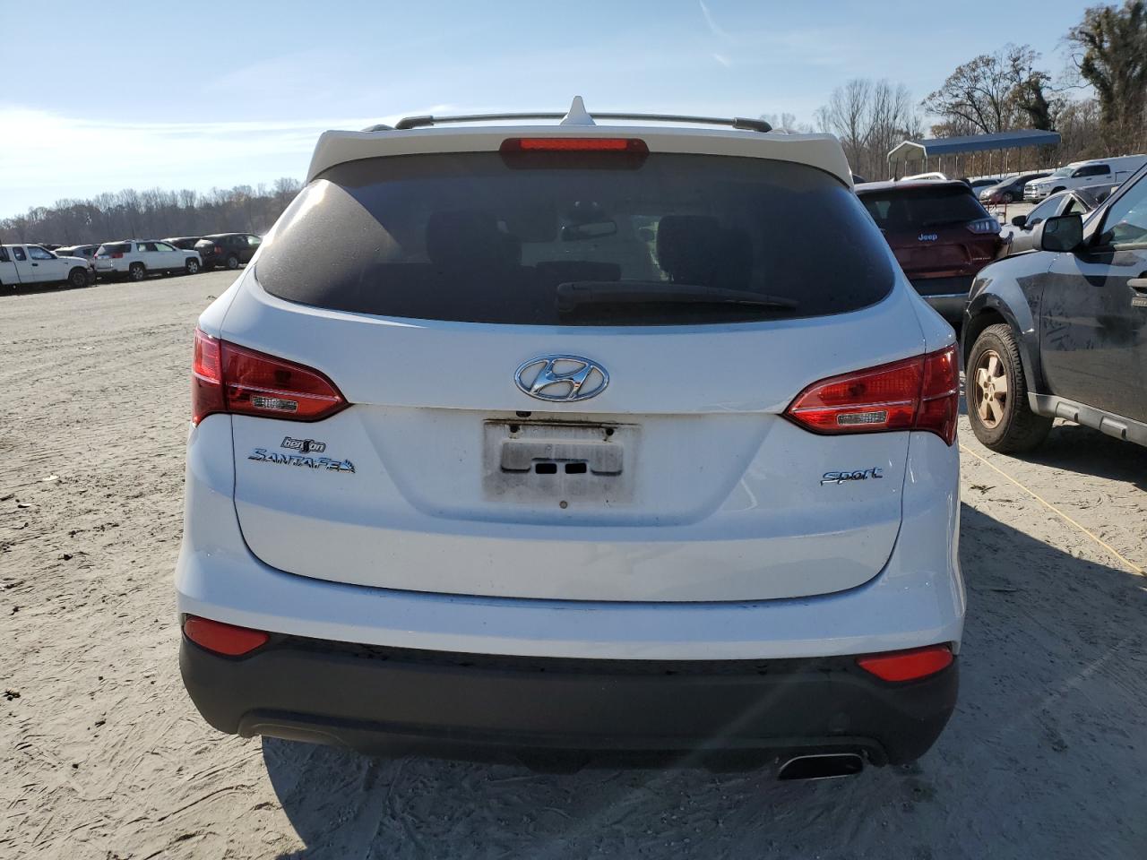 2015 Hyundai Santa Fe VIN 5XYZU3LB4FG284679 Copart auction photo, front end / side damage thumbnail 6