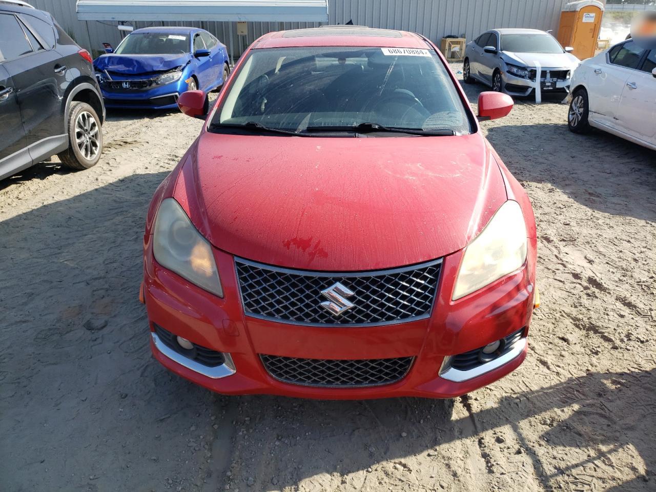 2011 Suzuki Kizashi VIN JS2RF9A69B6110337 Copart auction photo, minor dent/scratches damage thumbnail 5
