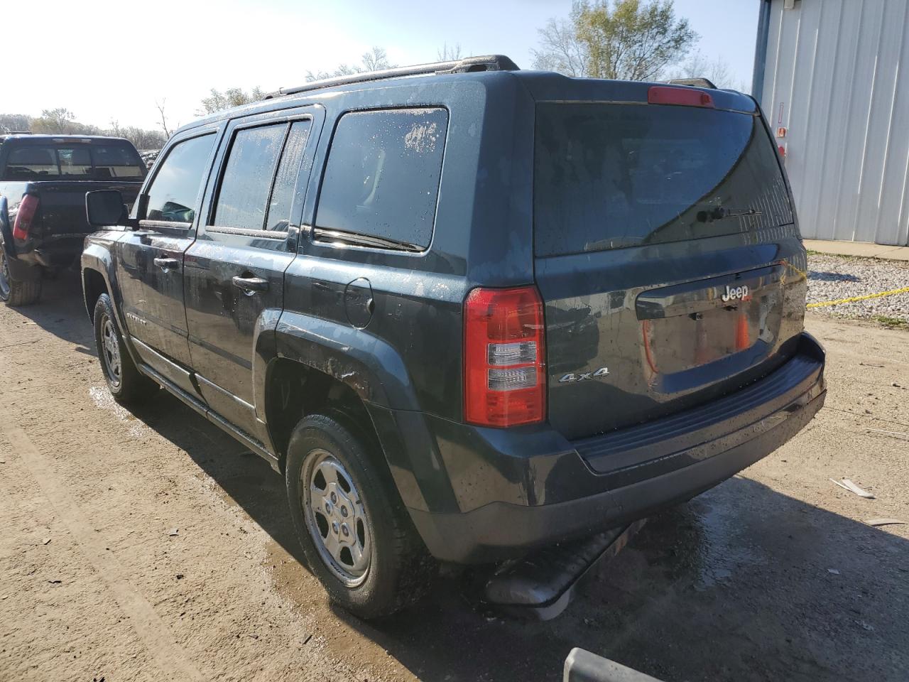 2014 Jeep Liberty (Patriot) VIN 1C4NJRBB9ED591404 Copart auction photo, rear end / undercarriage damage thumbnail 2