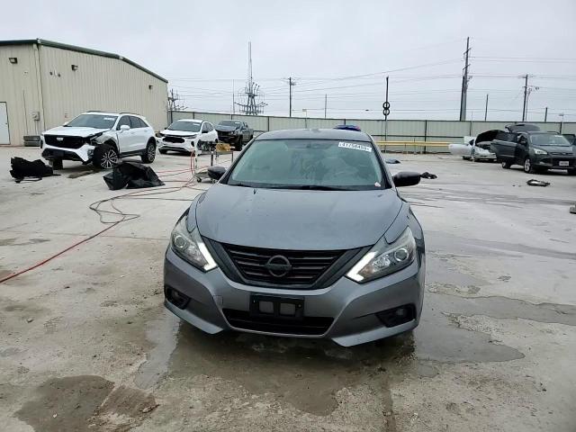 2017 Nissan Altima VIN 1N4AL3APXHN344125 Copart auction photo, side / minor dent/scratches damage thumbnail 13