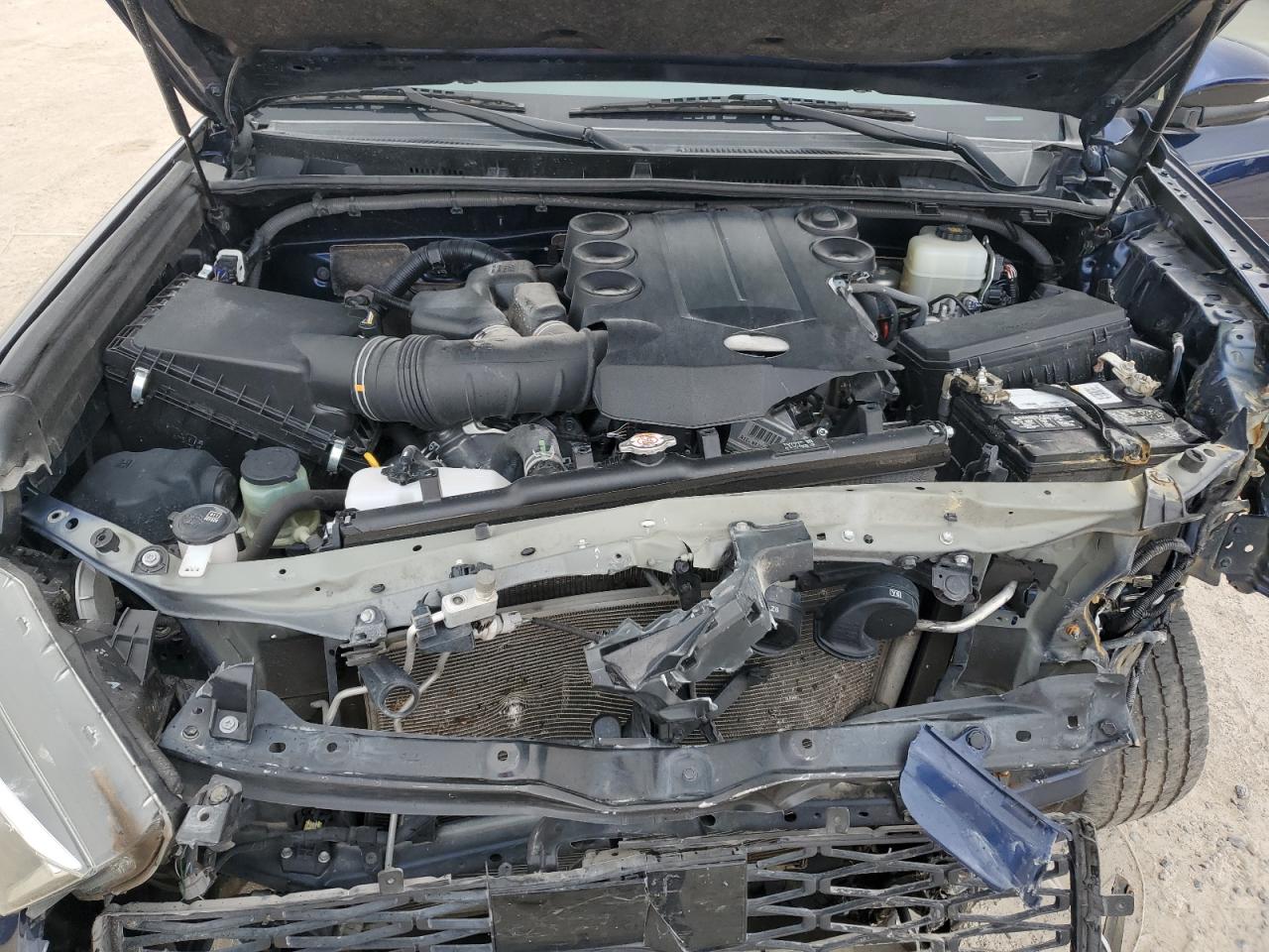 2020 Toyota 4Runner VIN JTEBU5JR5L5755767 Copart auction photo, front end damage thumbnail 12