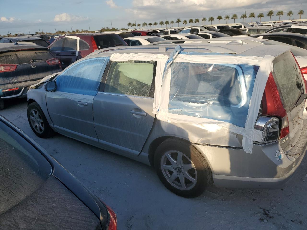 2008 Volvo V70 VIN YV1BW982381048562 Copart auction photo, water/flood damage thumbnail 2