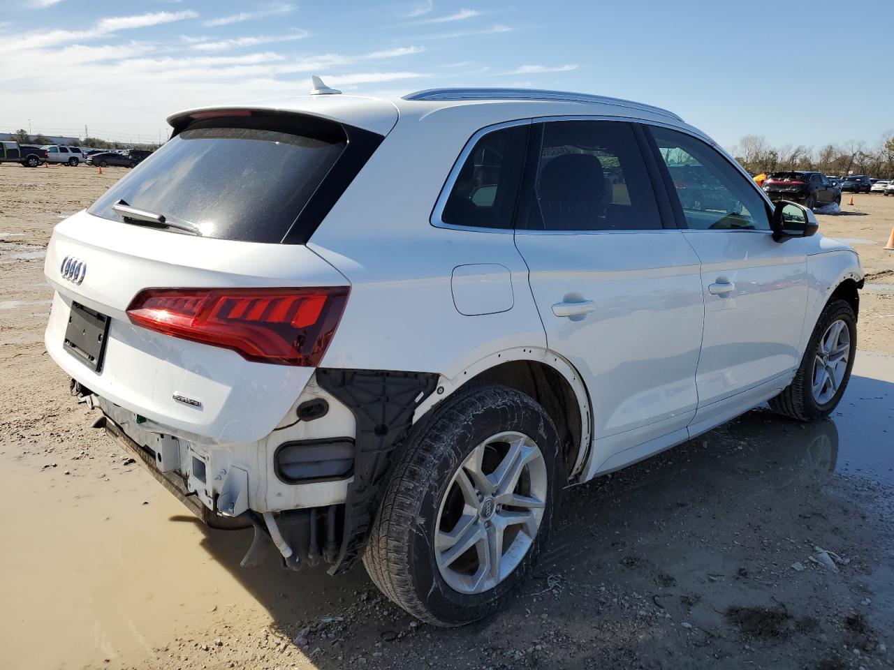 2019 Audi Q5 VIN WA1ANAFY0K2094178 Copart auction photo, front end / rear end damage thumbnail 3
