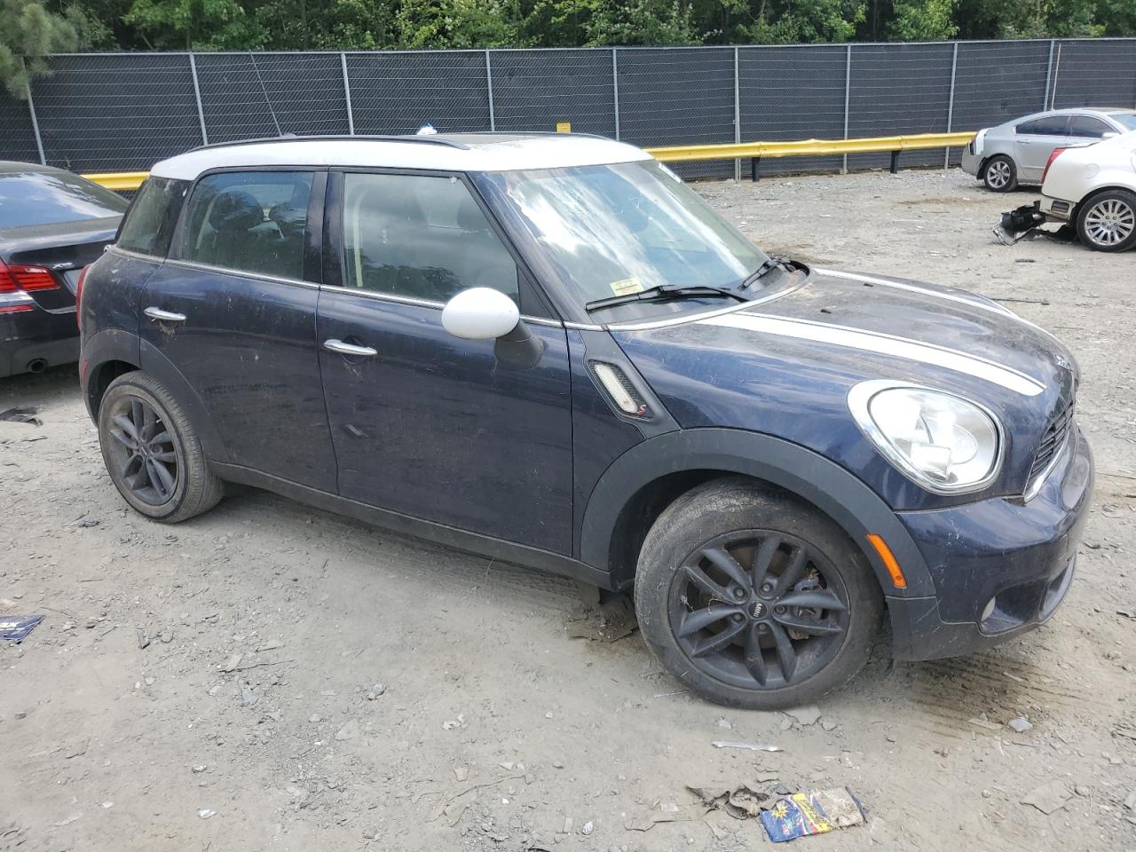 2013 MINI Countryman VIN WMWZC3C56DWP24086 Copart auction photo, water/flood damage thumbnail 4