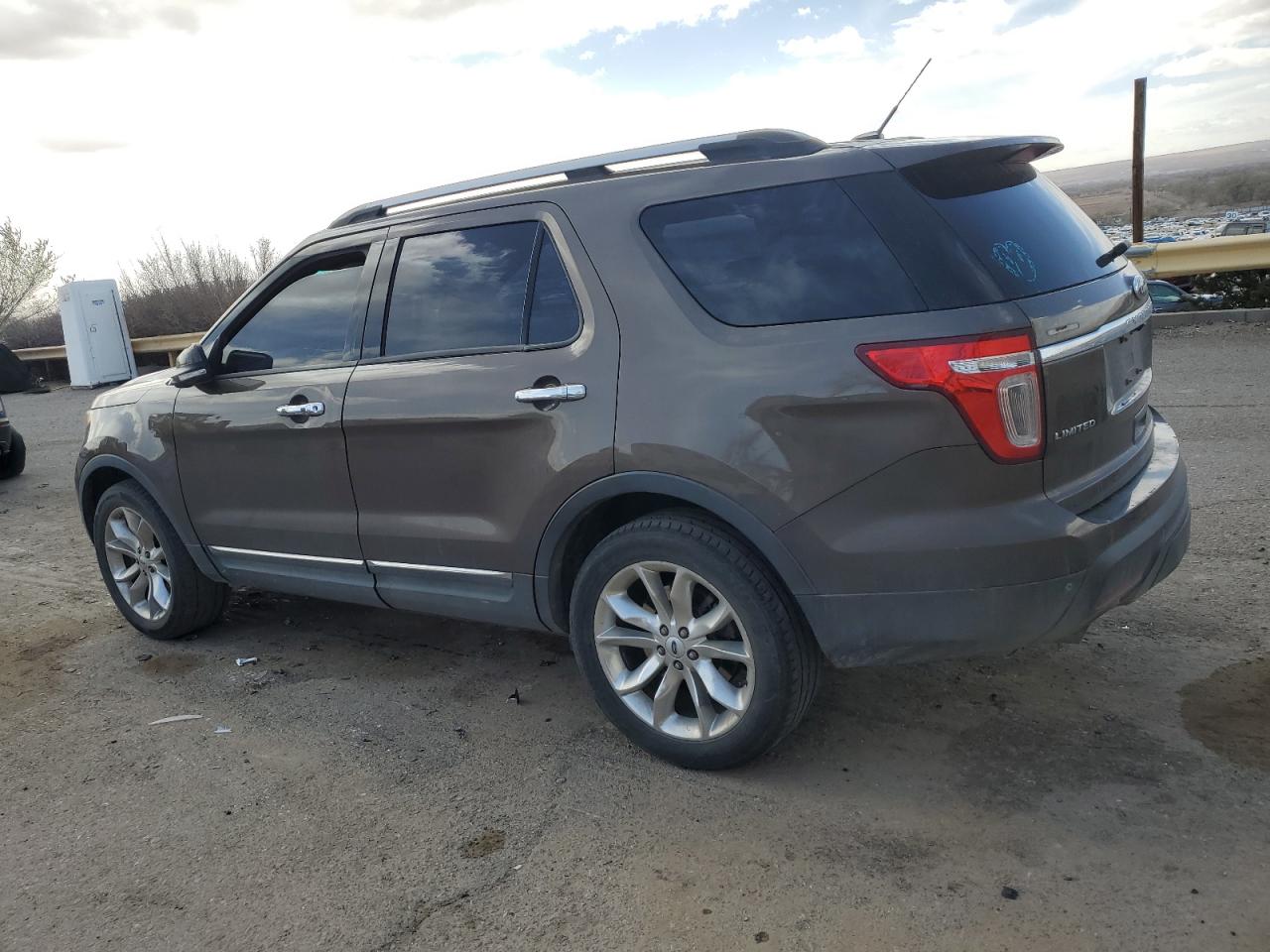 2015 Ford Explorer VIN 1FM5K8F87FGC46311 Copart auction photo, front end damage thumbnail 2