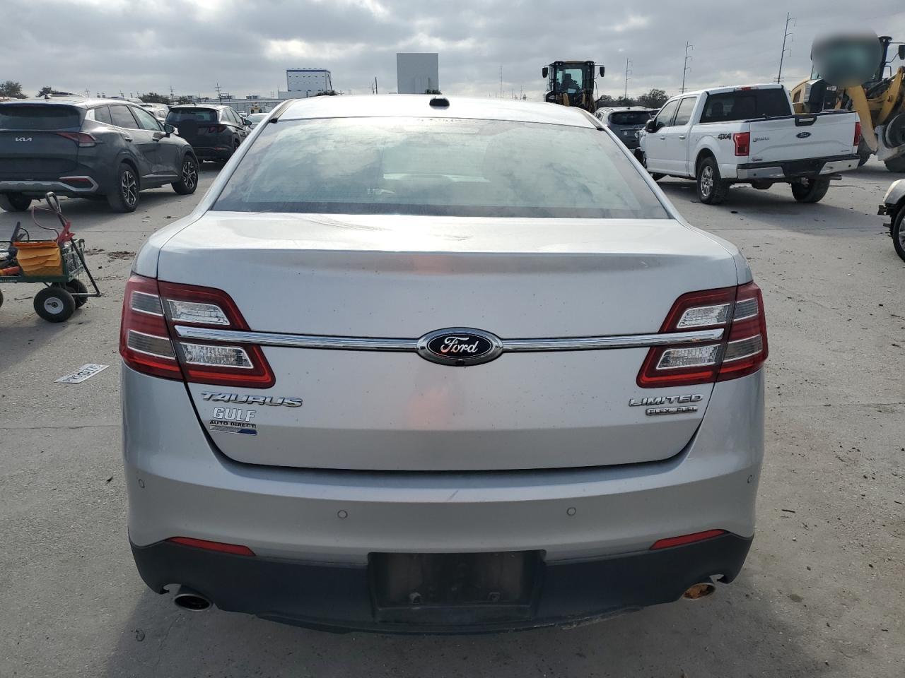 2018 Ford Taurus VIN 1FAHP2F80JG128387 Copart auction photo, side damage thumbnail 6