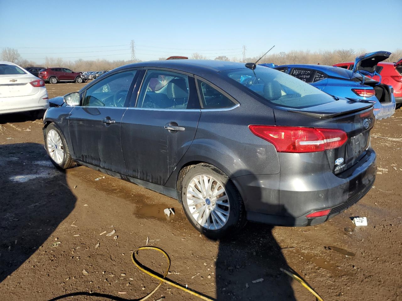 2018 Ford Focus VIN 1FADP3J24JL309605 Copart auction photo, front end damage thumbnail 2