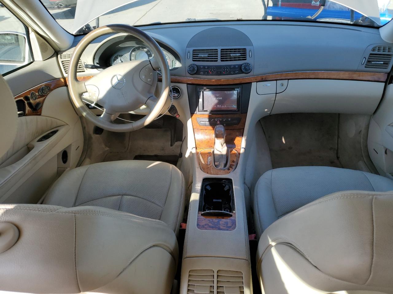 2005 Mercedes-Benz E-klasse VIN WDBUF82J55X170453 Copart auction photo, rear end damage thumbnail 8