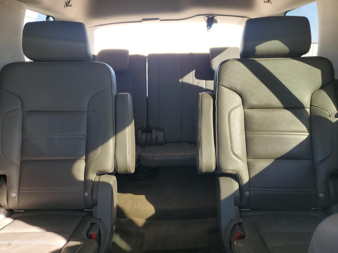 2016 GMC Yukon VIN 1GKS2CKJ2GR111184 Copart auction photo, front end damage thumbnail 10