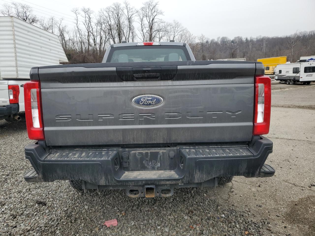 2023 Ford F350 VIN 1FT8X3BT5PEC21856 Copart auction photo, front end / side damage thumbnail 6