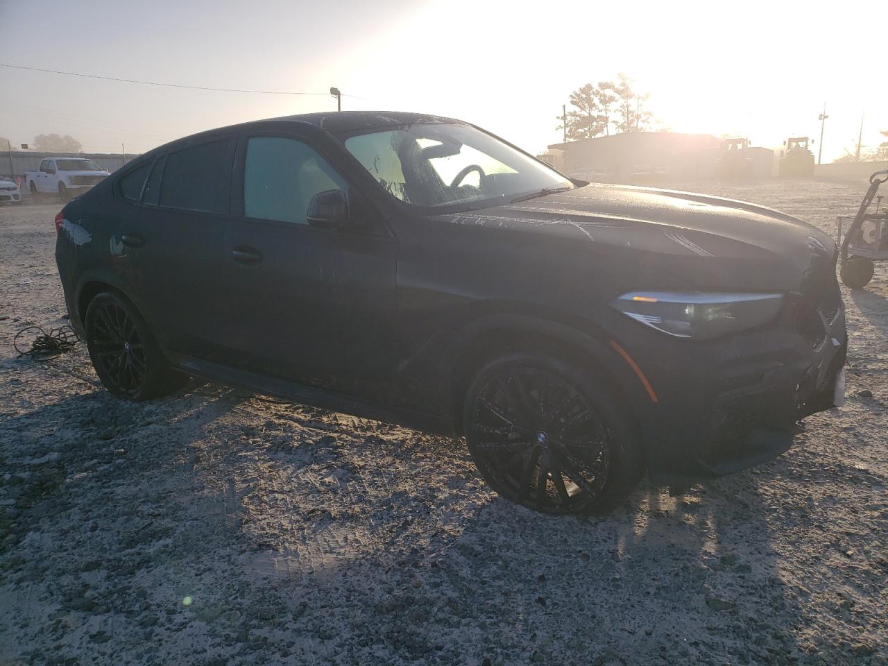 2022 BMW X6 VIN 5UXCY6C01N9K62454 Copart auction photo, all over damage thumbnail 4