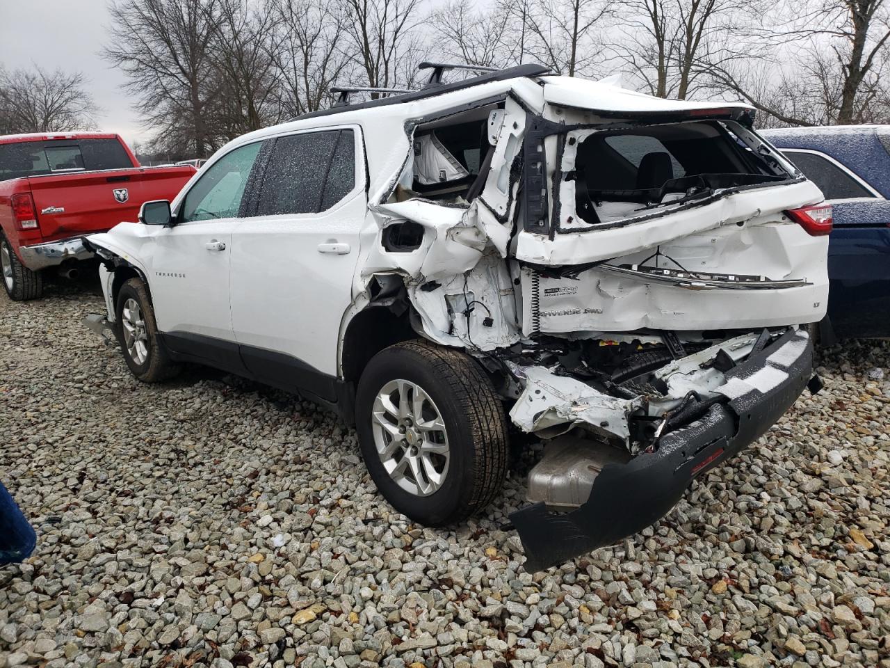 2019 Chevrolet Traverse VIN 1GNEVGKW7KJ317070 Copart auction photo, rear end / front end damage thumbnail 2