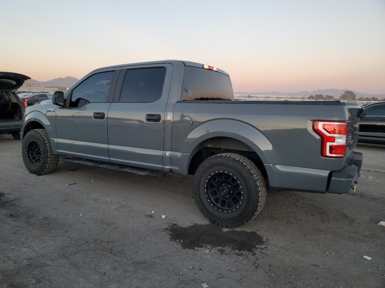 2019 Ford F-150 VIN 1FTEW1EP4KKD13303 Copart auction photo, side damage thumbnail 2
