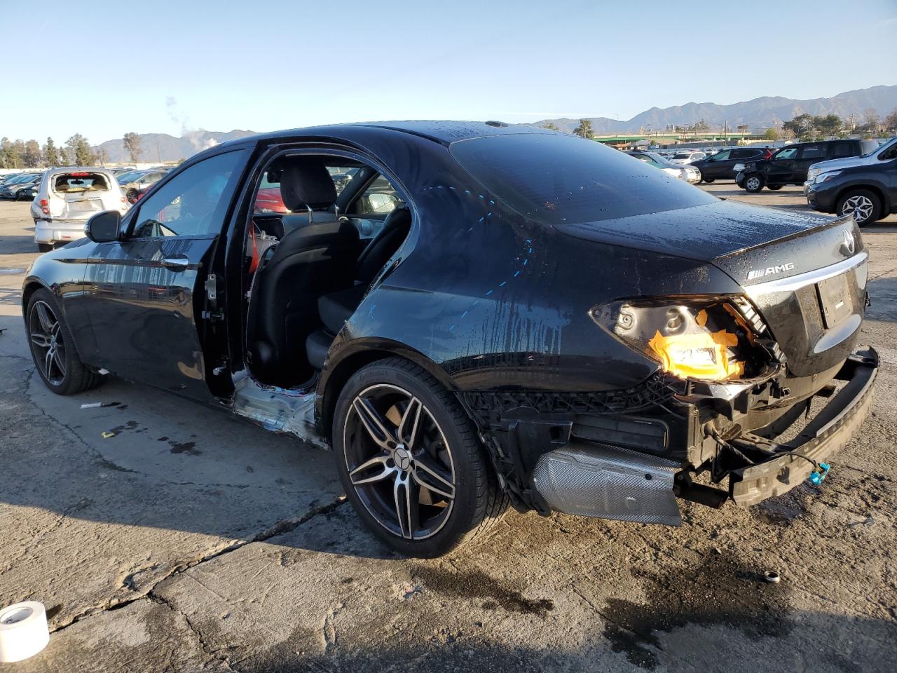 2018 Mercedes-Benz E-klasse VIN WDDZF6EB9JA391833 Copart auction photo, side / rear end damage thumbnail 2