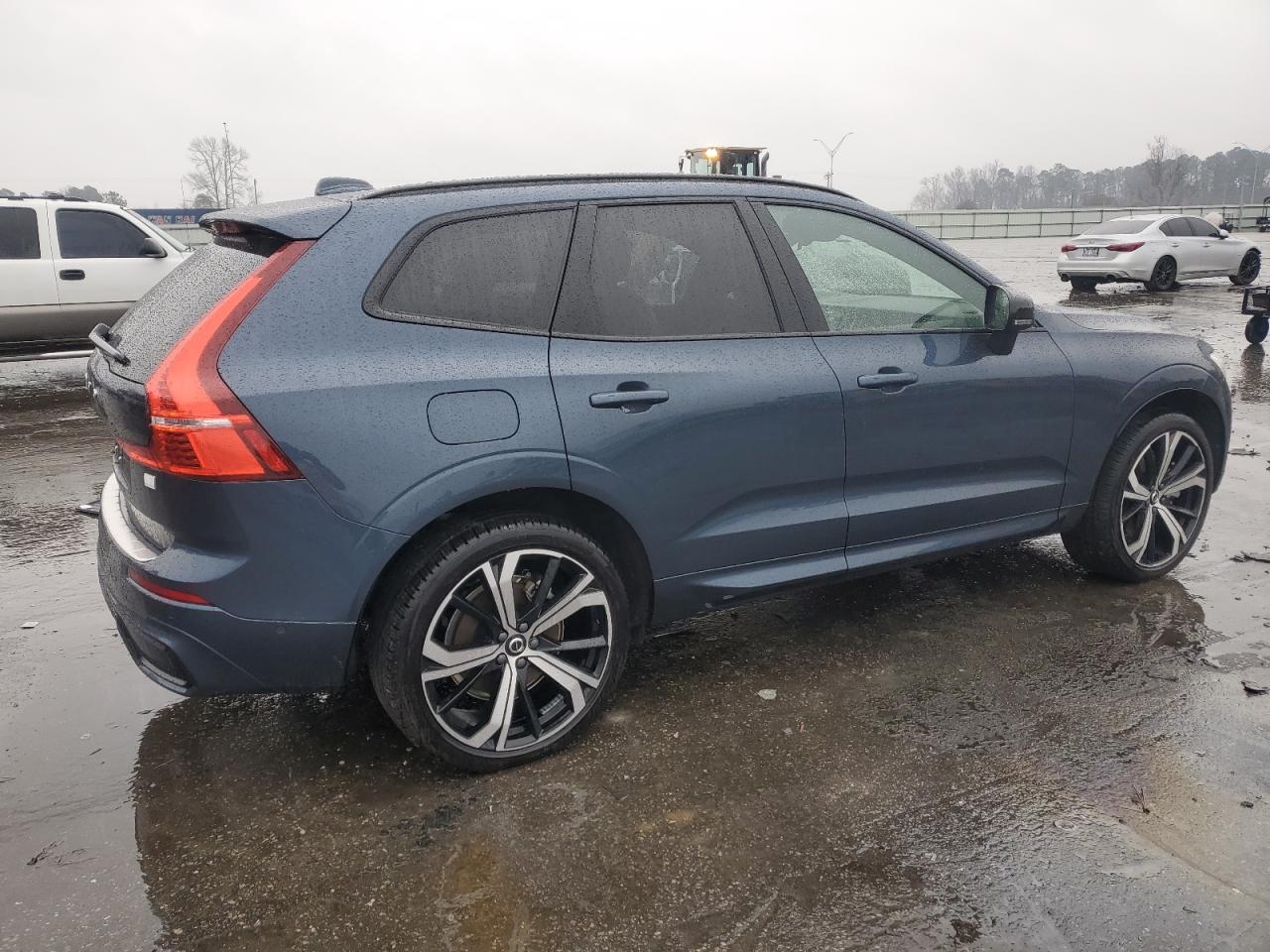 2023 Volvo XC60 VIN YV4H60DX3P1389100 Copart auction photo, rear end / side damage thumbnail 3