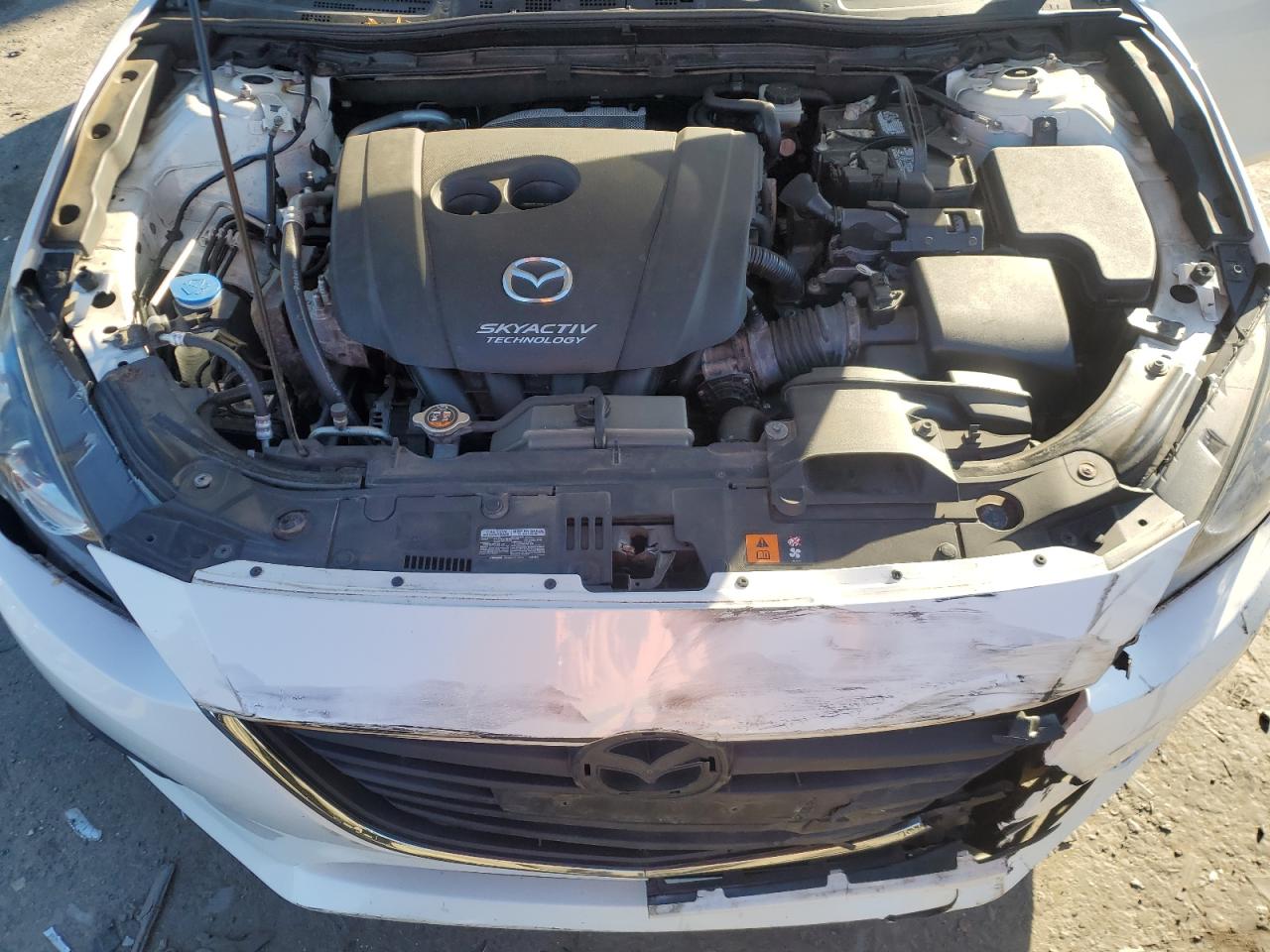 2016 Mazda 3 VIN JM1BM1U77G1345749 Copart auction photo, front end / minor dent/scratches damage thumbnail 11