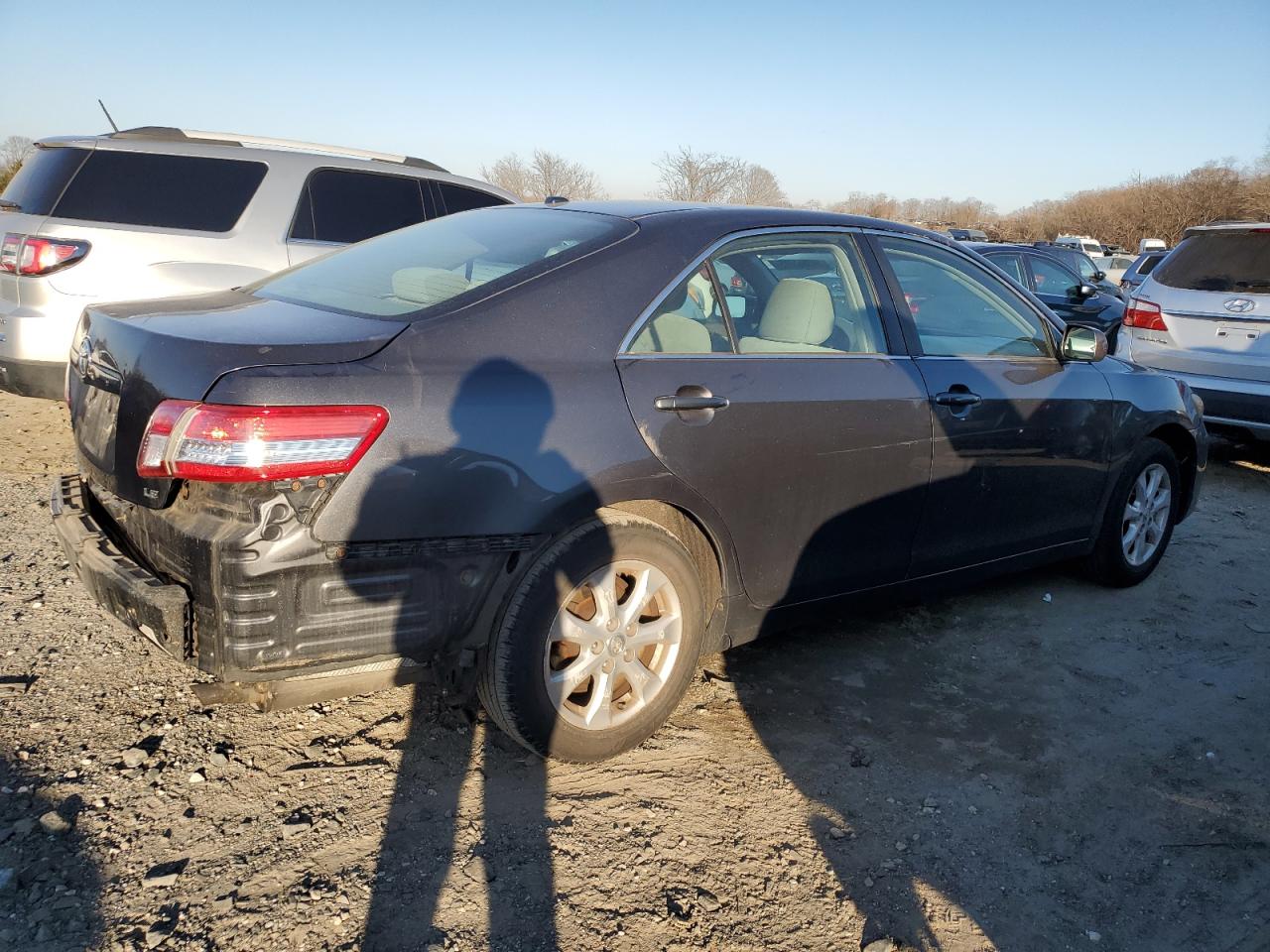 2011 Toyota Camry VIN 4T1BF3EK7BU739327 Copart auction photo, rear end damage thumbnail 3