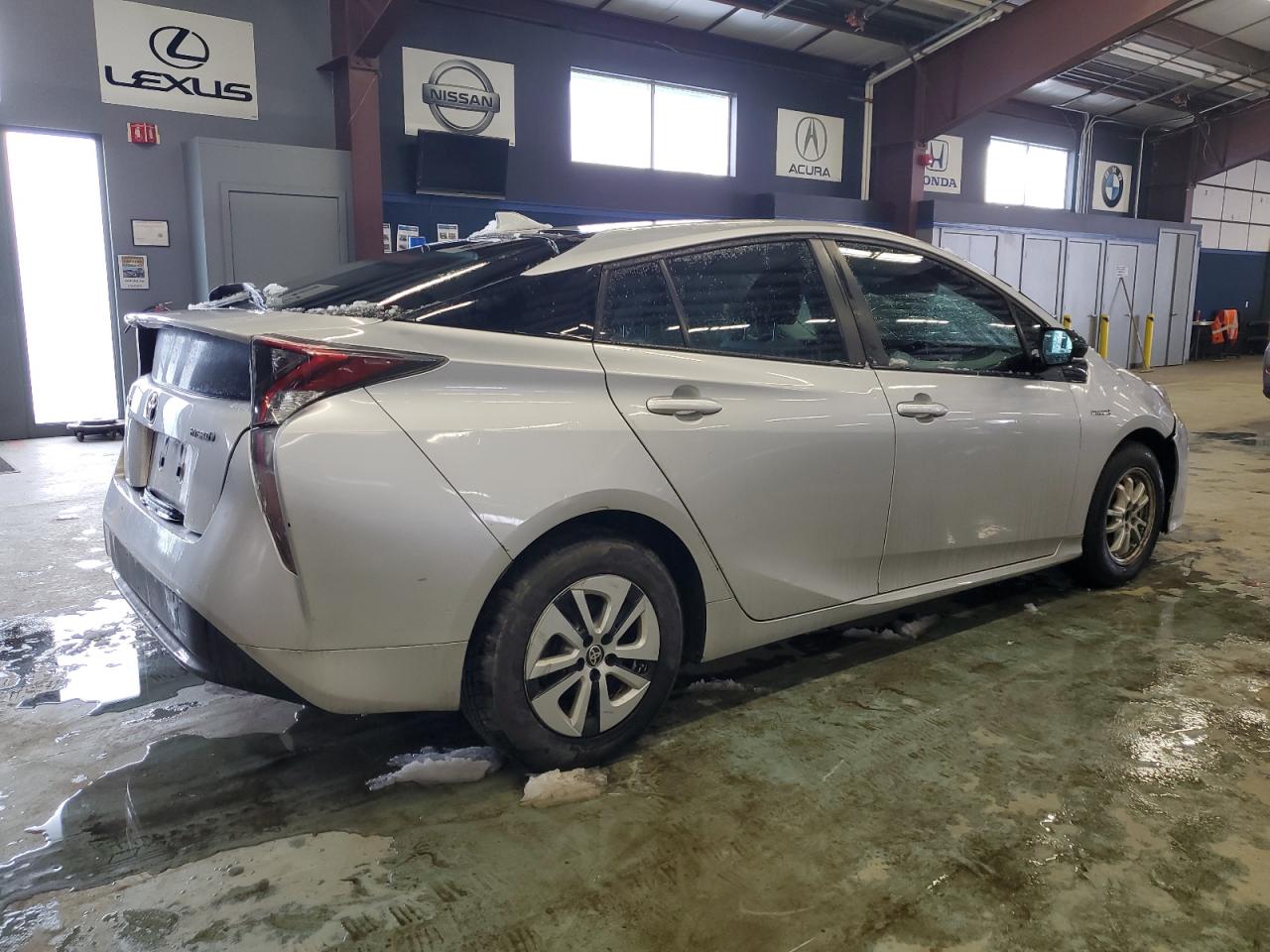 2016 Toyota Prius VIN JTDKARFU8G3517155 Copart auction photo, front end damage thumbnail 3
