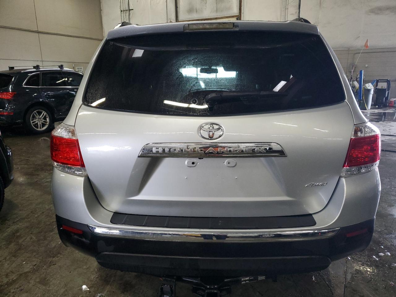 2012 Toyota Highlander VIN 5TDDK3EH1CS118183 Copart auction photo, front end / hail damage thumbnail 6