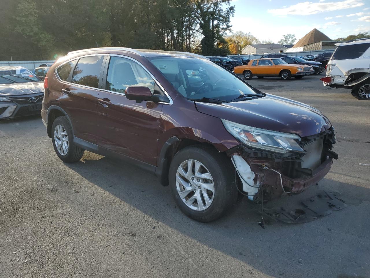 2015 Honda CR-V VIN 2HKRM4H75FH680476 Copart auction photo, front end / side damage thumbnail 4