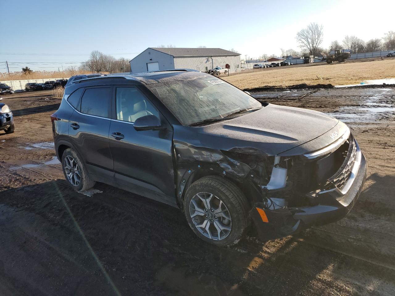 2022 KIA Seltos VIN KNDERCAA2N7236653 Copart auction photo, front end damage thumbnail 4