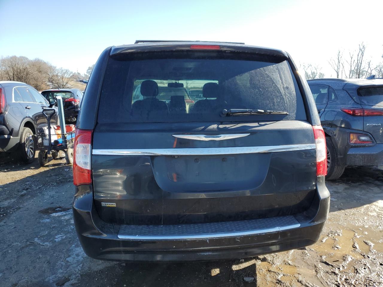 2014 Chrysler Town & Country VIN 2C4RC1BG1ER398525 Copart auction photo, front end damage thumbnail 6