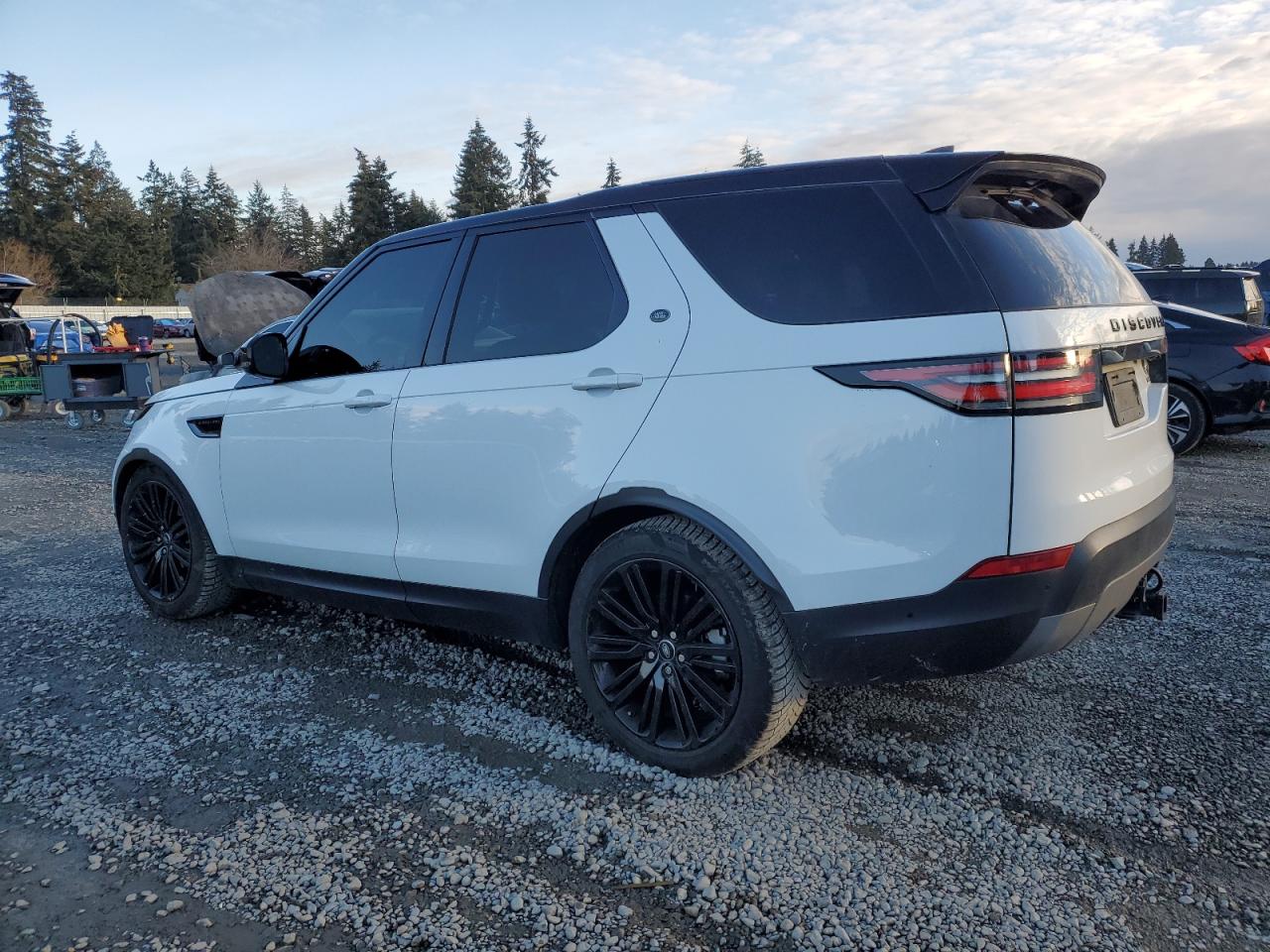 2019 Land Rover Discovery VIN SALRR2RK4K2411706 Copart auction photo, front end / side damage thumbnail 2