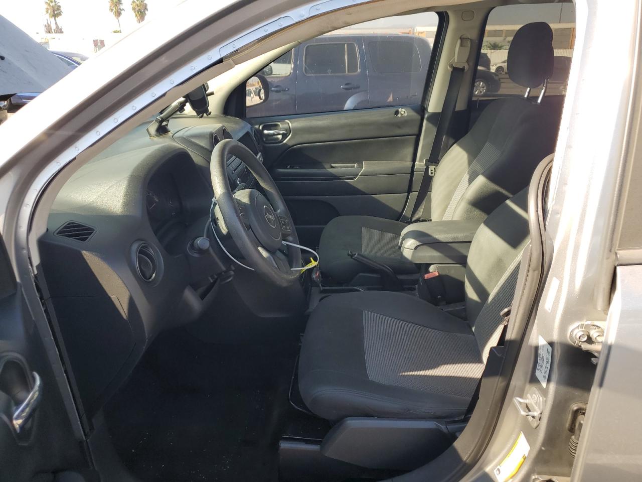 2015 Jeep Compass VIN 1C4NJCBA8FD249674 Copart auction photo, front end / undercarriage damage thumbnail 7