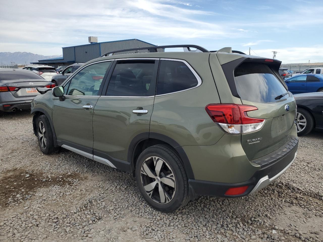 2019 Subaru Forester VIN JF2SKAWC8KH524089 Copart auction photo, front end damage thumbnail 2