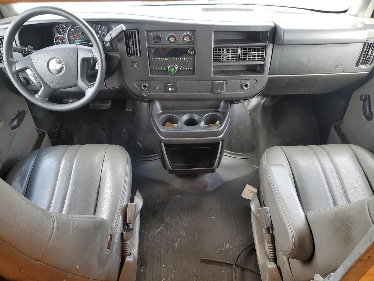 2018 Chevrolet Express VIN 1GB0GSFG7J1333212 Copart auction photo, normal wear damage thumbnail 8