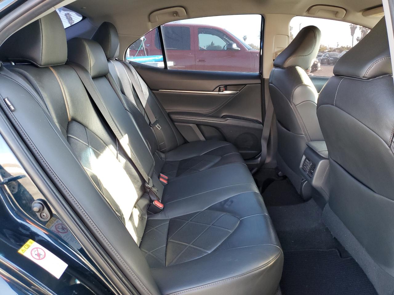 2018 Toyota Camry VIN 4T1B11HK8JU530515 Copart auction photo, front end / minor dent/scratches damage thumbnail 10