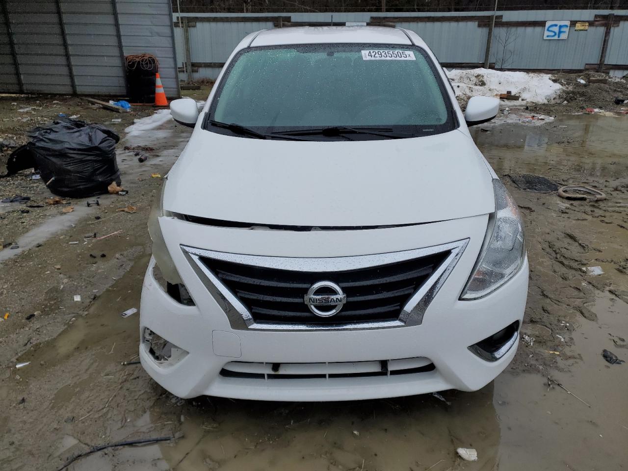 2017 Nissan Versa VIN 3N1CN7AP6HL823634 Copart auction photo, front end damage thumbnail 5