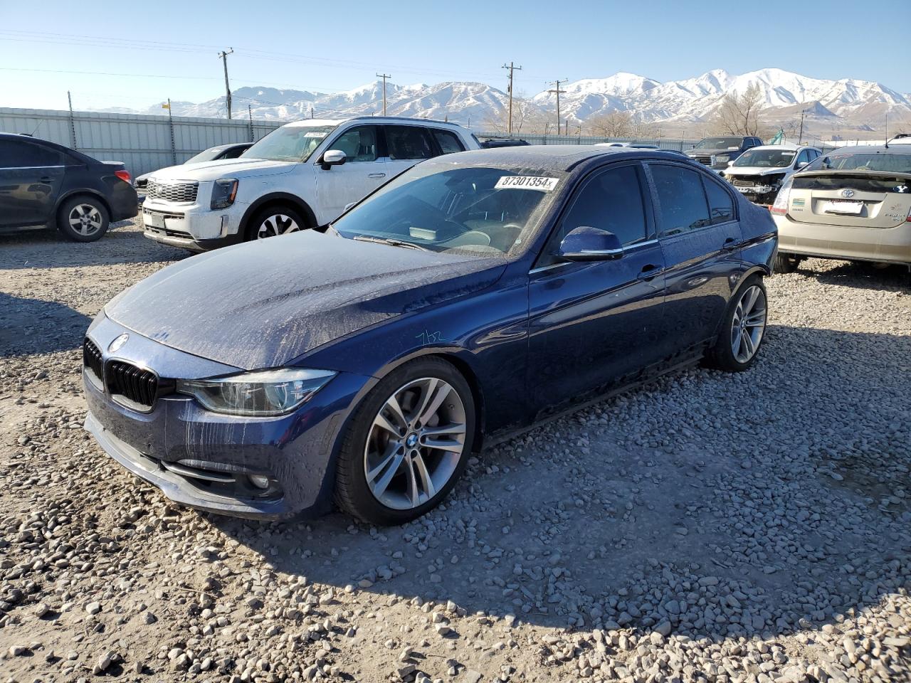 2017 BMW 3er VIN WBA8B7G36HNU38281