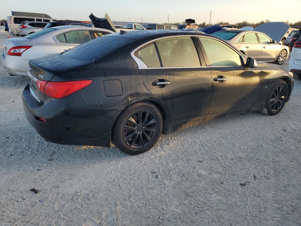 2015 Infiniti Q50 VIN JN1BV7AP2FM340141 Copart auction photo, water/flood / minor dent/scratches damage thumbnail 3