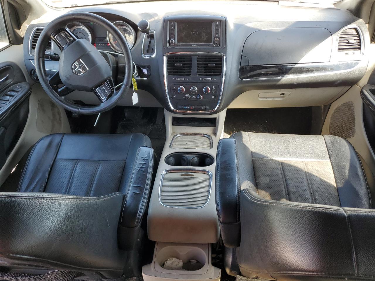 2019 Dodge Caravan VIN 2C4RDGCG9KR660821 Copart auction photo, front end damage thumbnail 8