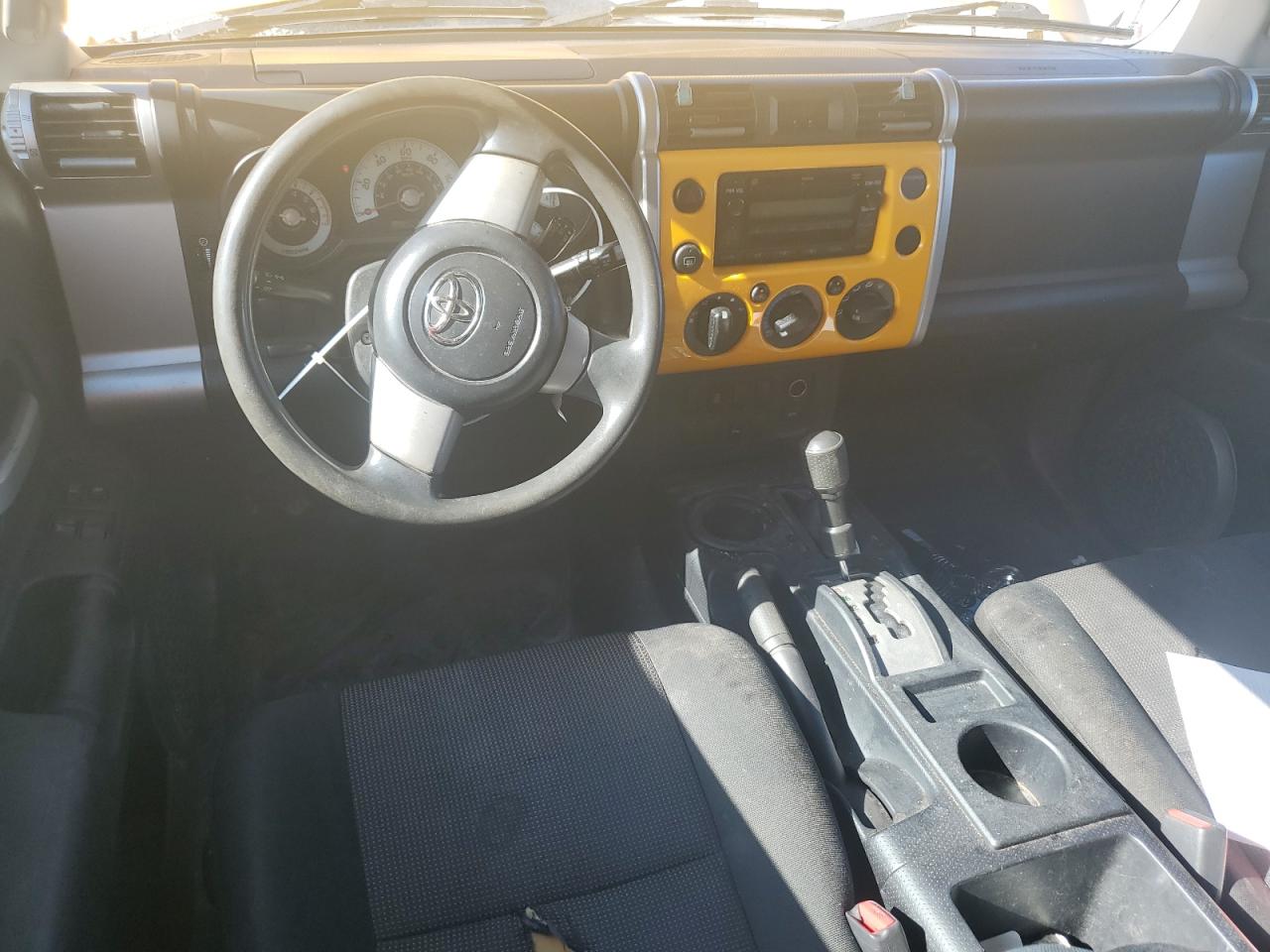 2007 Toyota FJ Cruiser VIN JTEBU11FX70071444 Copart auction photo, front end / side damage thumbnail 8