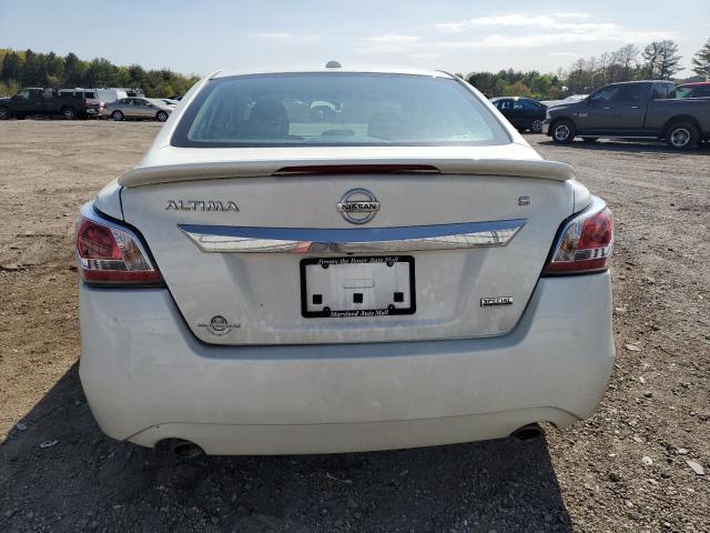 2015 Nissan Altima VIN 1N4AL3AP2FC598386 Copart auction photo, front end / minor dent/scratches damage thumbnail 6