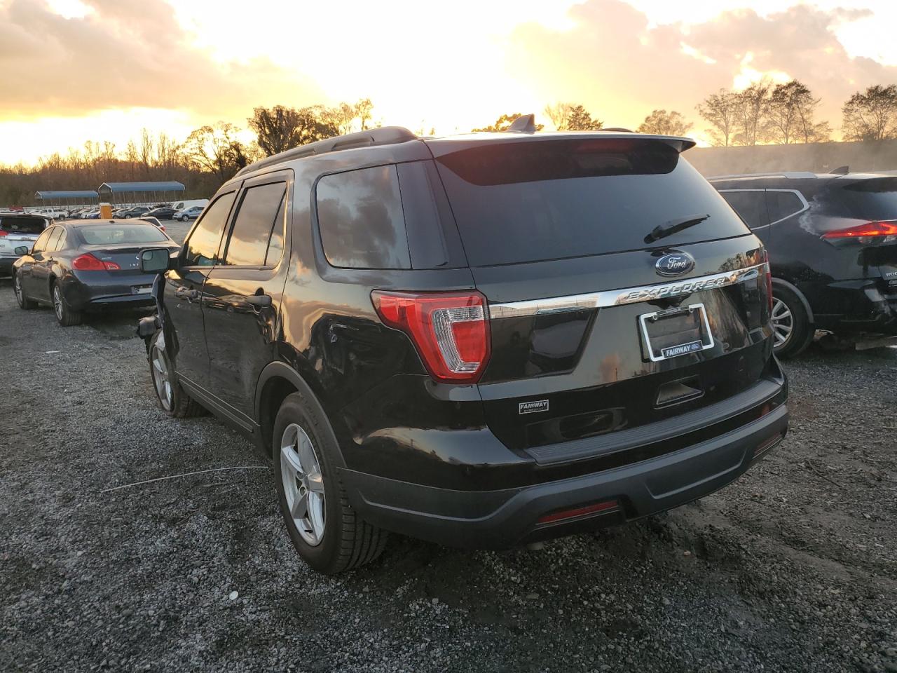 2019 Ford Explorer VIN 1FM5K7B85KGA68067 Copart auction photo, front end damage thumbnail 2