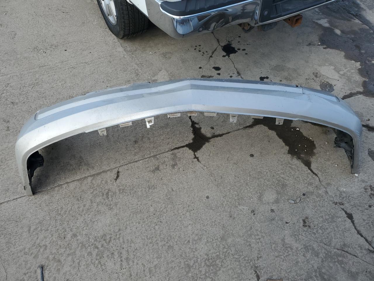 2005 Cadillac Escalade VIN 1GYEC63T05R139094 Copart auction photo, all over / missing/altered vin damage thumbnail 13