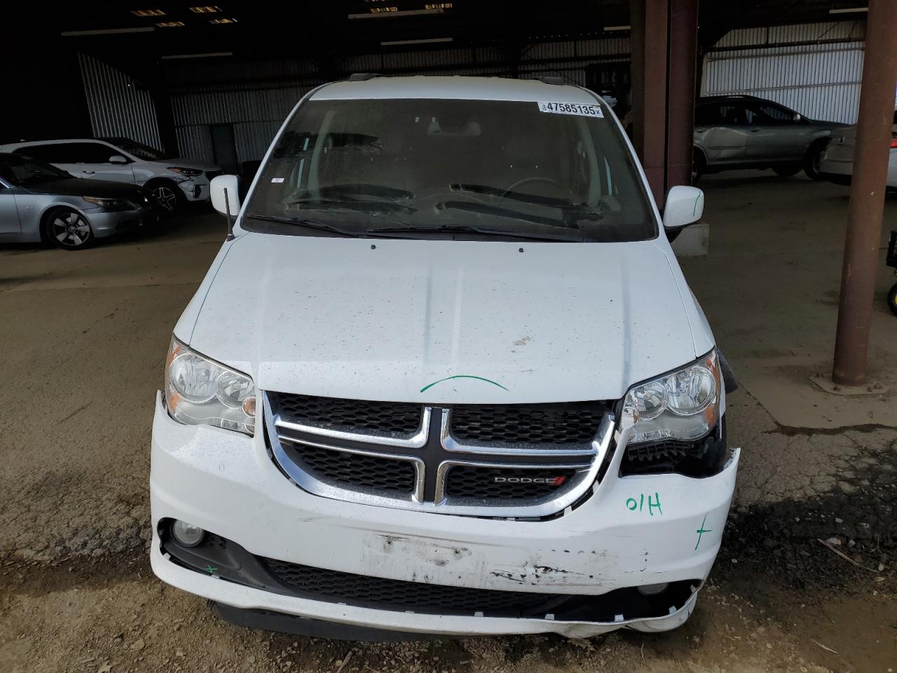 2019 Dodge Caravan VIN 2C4RDGCG9KR800592 Copart auction photo, front end / rear end damage thumbnail 5