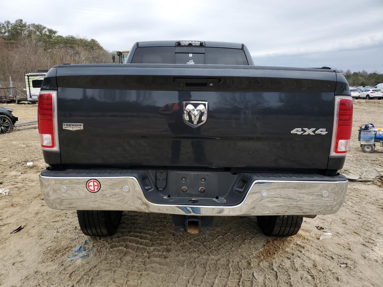 2017 RAM 2500 VIN 3C6UR5FL5HG679719 Copart auction photo, front end damage thumbnail 6