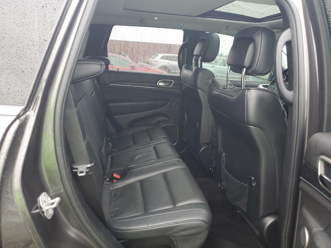 2017 Jeep Grand Cherokee VIN 1C4RJFJT1HC818136 Copart auction photo, rear end damage thumbnail 11
